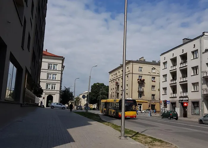 Roadway-Seminaryjska Z Garazem Podziemnym