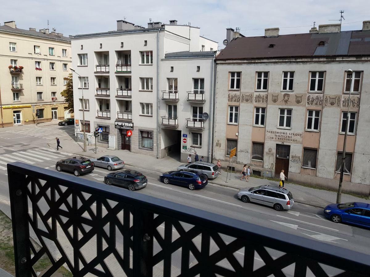 Roadway-seminaryjska Z Garazem Podziemnym Apartment Kielce