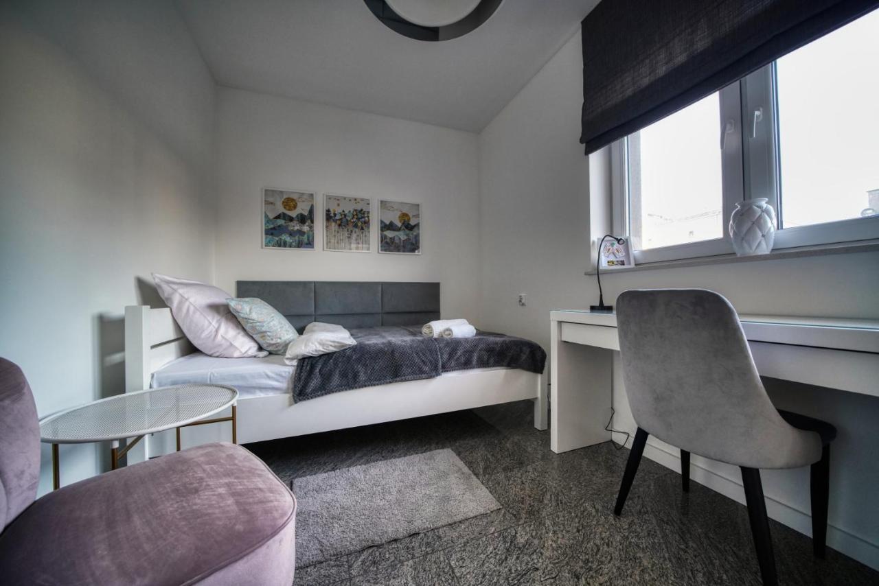 Apartment Roadway-seminaryjska Z Garazem Podziemnym Kielce