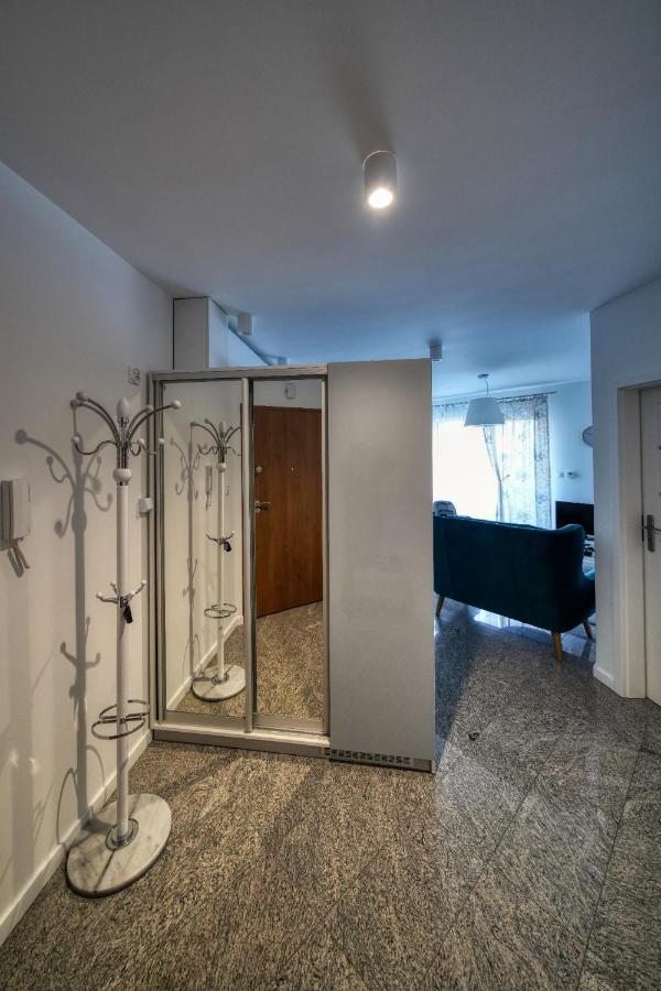 Roadway-seminaryjska Z Garazem Podziemnym Apartment